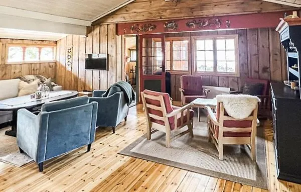 With Terrace And Mountain Views In Tuddal