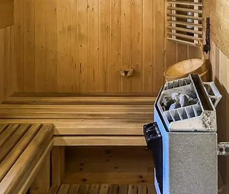 With Terrace And Mountain Views In Σπίτι διακοπών Tuddal